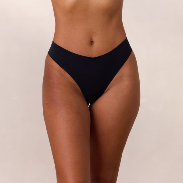 1.EverydayFlexBrazilian-Black-Muriel_690x-15 1.EverydayFlexBrazilian-Black-Muriel_690x-15