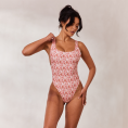 1.PinkSwimsuit-Muriel_690x-4