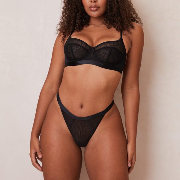 1BlackChicBalconyBraandThong-Amber_690x 1BlackChicBalconyBraandThong-Amber_690x