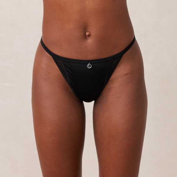 1BlackClassicPlungeT-ShirtBrief-Amina_76feb912-1ac0-4718-9e87-17ccaad72ee9_690x-3 1BlackClassicPlungeT-ShirtBrief-Amina_76feb912-1ac0-4718-9e87-17ccaad72ee9_690x-3