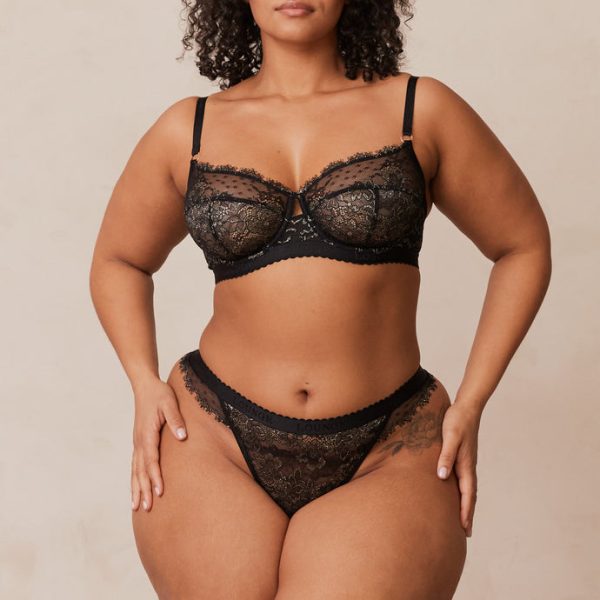 1BlackDesireBalconyBra_ThongSetLeslie_690x 1BlackDesireBalconyBra_ThongSetLeslie_690x