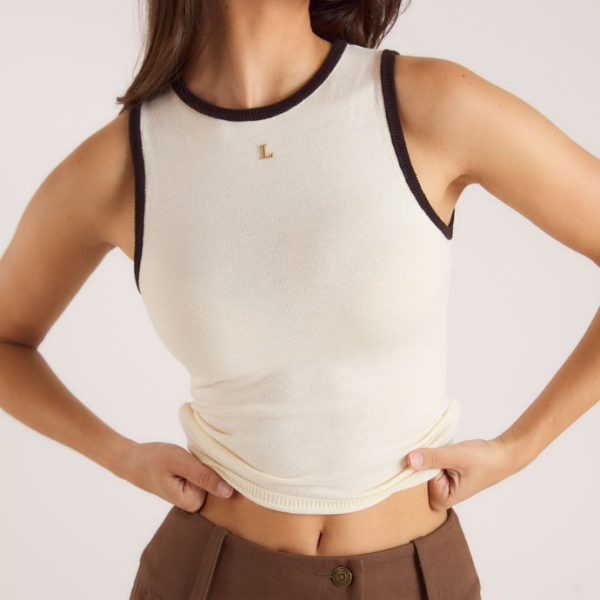 1CREAMKNITTEDVESTTOP_690x-3 1CREAMKNITTEDVESTTOP_690x-3