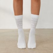 1CreamEssentialSocksLeidy_690x-3