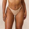 1EverydayFlexG-String-SandAmber_690x-3