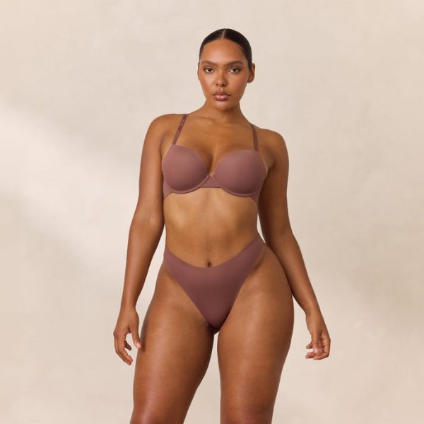 1EverydayFormSet-NutmegAmber_9141e215-2efa-4b7c-8e4f-ce4d35465238_690x 1EverydayFormSet-NutmegAmber_9141e215-2efa-4b7c-8e4f-ce4d35465238_690x