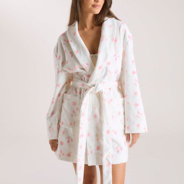 1FLORALPRINTTOWELLINGBATHROBE_690x-3 1FLORALPRINTTOWELLINGBATHROBE_690x-3