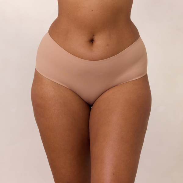 1HoneyEverydayFlexBoxshortOnly-Nayeli_690x-17 1HoneyEverydayFlexBoxshortOnly-Nayeli_690x-17