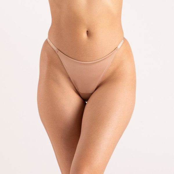 1HoneyStraplessThong-Leidy_690x-19 1HoneyStraplessThong-Leidy_690x-19