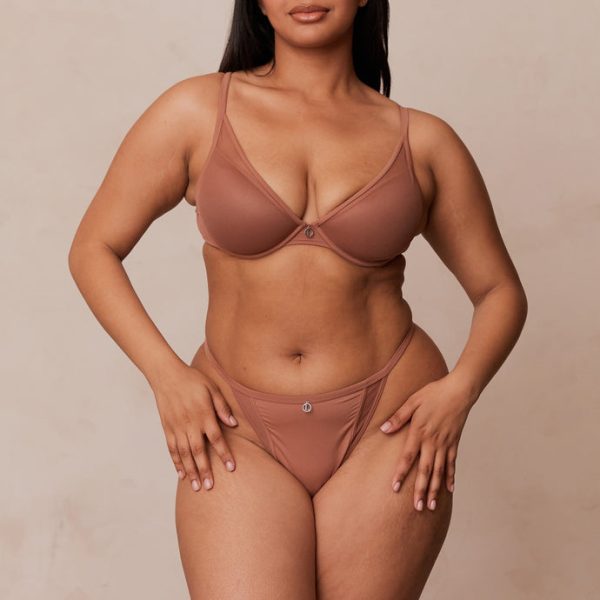 1MochaClassicPlungeT-ShirtBra_ThongSet-Melanie_690x-4 1MochaClassicPlungeT-ShirtBra_ThongSet-Melanie_690x-4