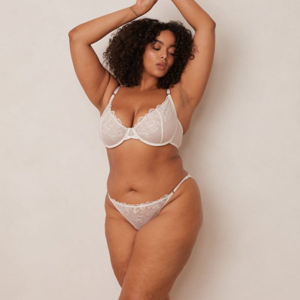 1PearlIllustrationBalconyBra_BriefsSet-Courtney_690x-5 1PearlIllustrationBalconyBra_BriefsSet-Courtney_690x-5