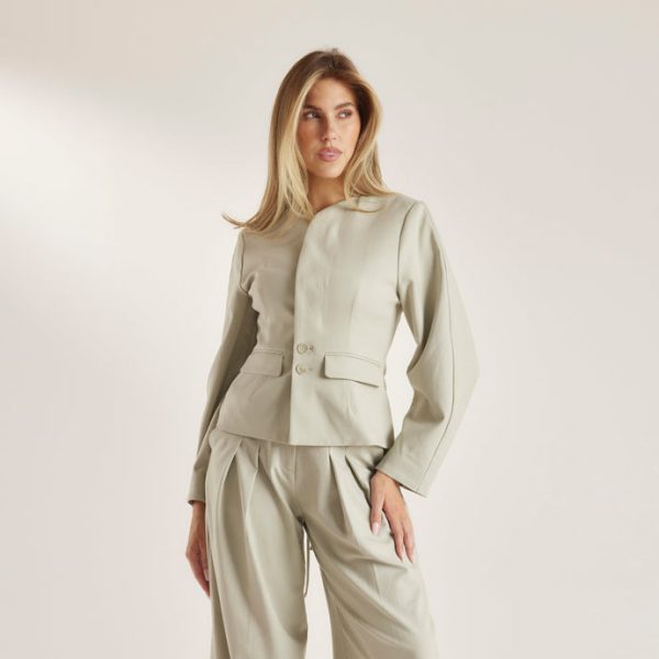 1SAGESTRUCTUREDJACKET_7d647ff3-aa54-4adc-b90d-36dff7a3b45e_690x 1SAGESTRUCTUREDJACKET_7d647ff3-aa54-4adc-b90d-36dff7a3b45e_690x