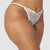 2-White-ChristmasBriefs-Leslie_6fbf91ed-6735-42ec-9a35-7f6e868d7f00_690x