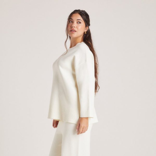 2.CreamJumper-Imaani_cbd582d8-f74c-45f0-a974-9446523c26d1_690x-1 2.CreamJumper-Imaani_cbd582d8-f74c-45f0-a974-9446523c26d1_690x-1