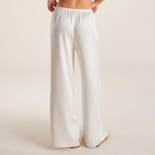 2.WhiteSatinTrousers-Imaani_690x 2.WhiteSatinTrousers-Imaani_690x