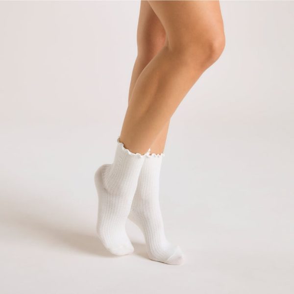 26.06.03_LOUNGE_ECOM4731_690x 26.06.03_LOUNGE_ECOM4731_690x