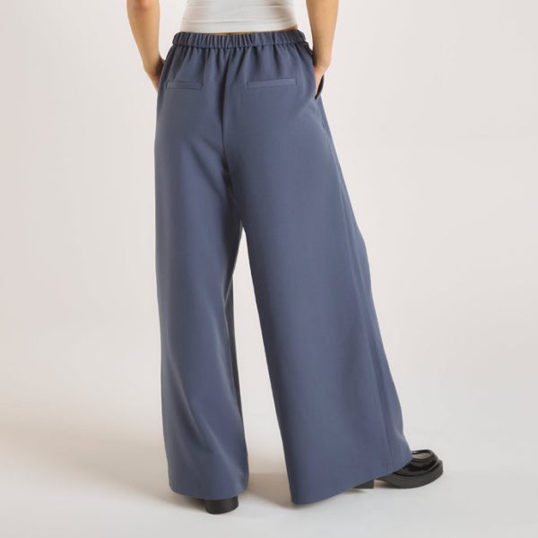2BLUERELAXEDFITTAILOREDTROUSER_690x-3 2BLUERELAXEDFITTAILOREDTROUSER_690x-3