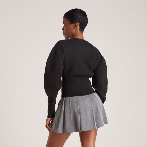 2BlackFittedCardigan-Eva_690x-2 2BlackFittedCardigan-Eva_690x-2