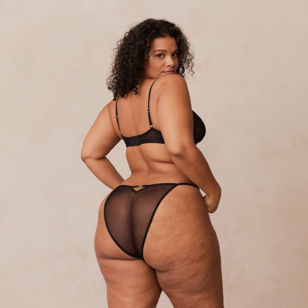 2BlackFlairBalconyBra_BriefsSet-Leslie_690x 2BlackFlairBalconyBra_BriefsSet-Leslie_690x