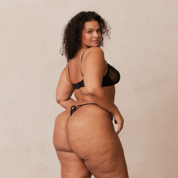 2BlackFlairBalconyBra_ThongSet-Leslie_690x 2BlackFlairBalconyBra_ThongSet-Leslie_690x