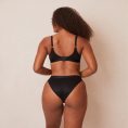 2BlackMindfulBraandBriefs-Amber_690x