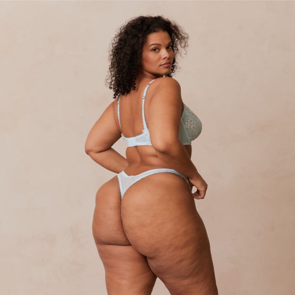 2BlueFleurBalconyBra_ThongSetLeslie_690x-1 2BlueFleurBalconyBra_ThongSetLeslie_690x-1