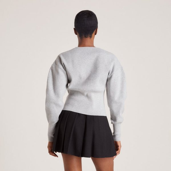 2GreyFittedCardigan-Eva_690x 2GreyFittedCardigan-Eva_690x