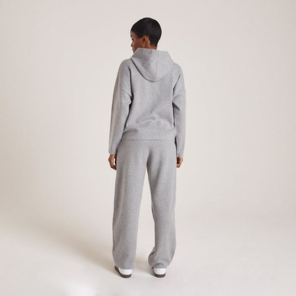2GreyKnittedJoggers-Eva_690x-1 2GreyKnittedJoggers-Eva_690x-1