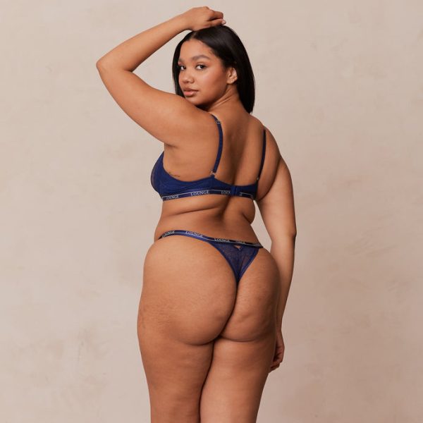 2NavyRoyalBalconyBra_ThongSet-Melanie_690x 2NavyRoyalBalconyBra_ThongSet-Melanie_690x