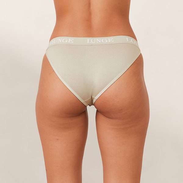 2OliveTriangleBriefs-Leidy_690x-1 2OliveTriangleBriefs-Leidy_690x-1