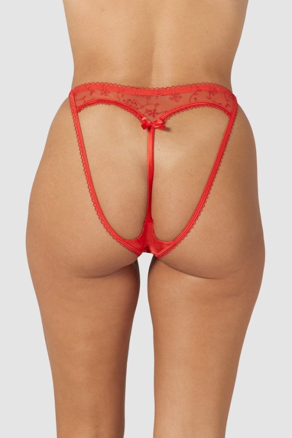 3-Red-ChristmasBriefs-Samaria_690x-3 3-Red-ChristmasBriefs-Samaria_690x-3