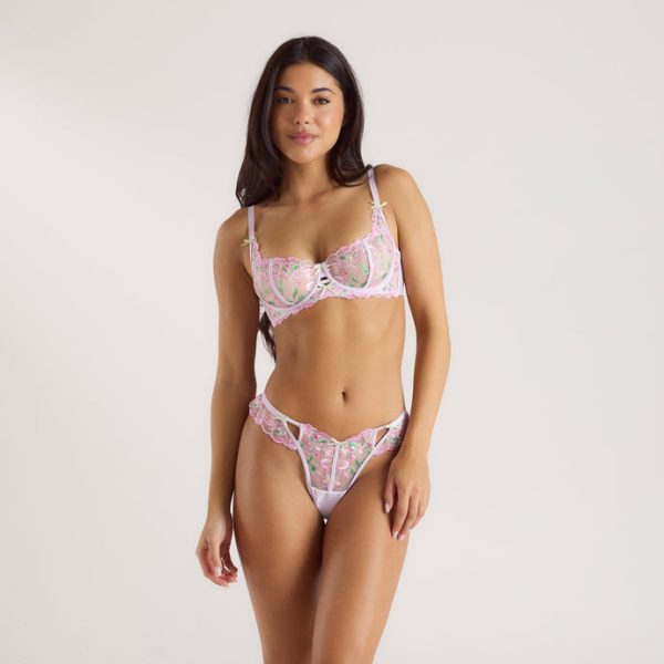 3.LucielleBalconyBra-Imaani_690x-5 3.LucielleBalconyBra-Imaani_690x-5