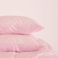 33PinkRosebudBedding_690x-1