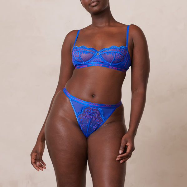 3BlueTwo-ToneBlossomBalconyBra_ThongSet-Arame_690x 3BlueTwo-ToneBlossomBalconyBra_ThongSet-Arame_690x