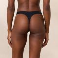 3EverydayFormThong-Black-AminaFF_690x