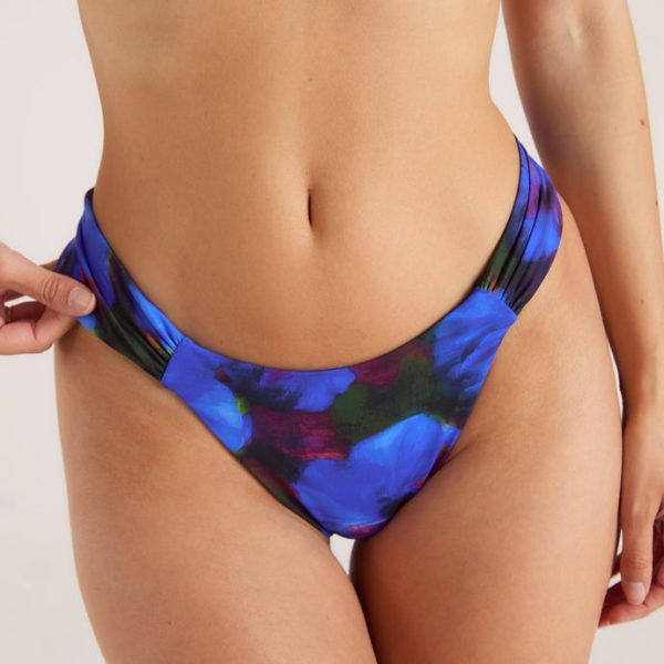 3MidnightTropicsHighLegBikiniBrazilian_690x-2 3MidnightTropicsHighLegBikiniBrazilian_690x-2