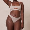 3MinkSeamlessBra_ThongSet-Arame_690x-4