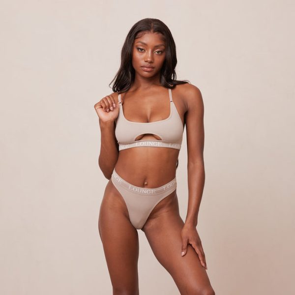 3MinkSeamlessBra_ThongSetAmina_690x-4 3MinkSeamlessBra_ThongSetAmina_690x-4