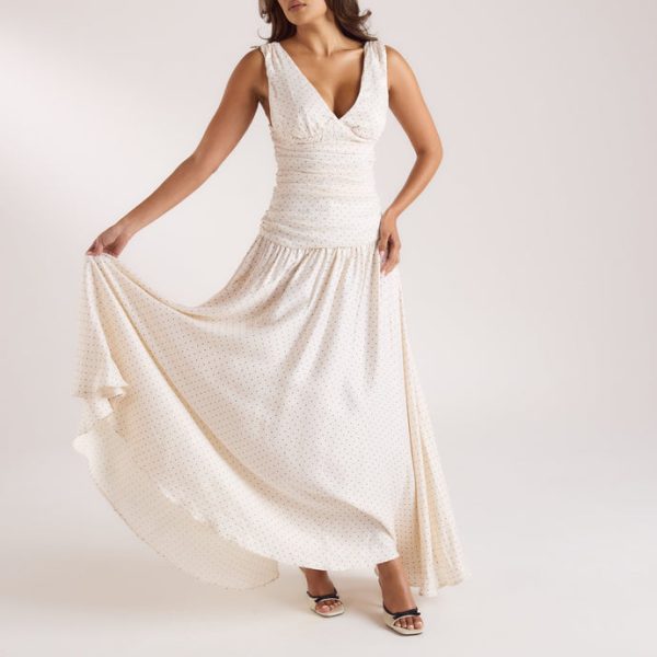 3WHITEPOLADOTMAXIDRESS_690x-4 3WHITEPOLADOTMAXIDRESS_690x-4