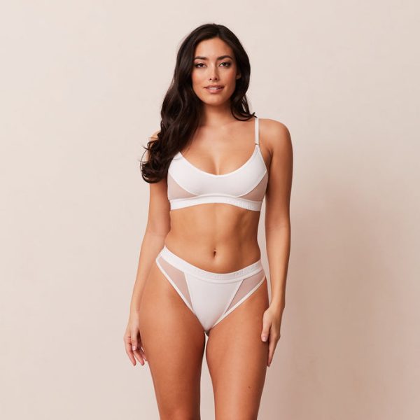 3WhiteContourMeshBraandBriefs-Samaria_690x-6 3WhiteContourMeshBraandBriefs-Samaria_690x-6