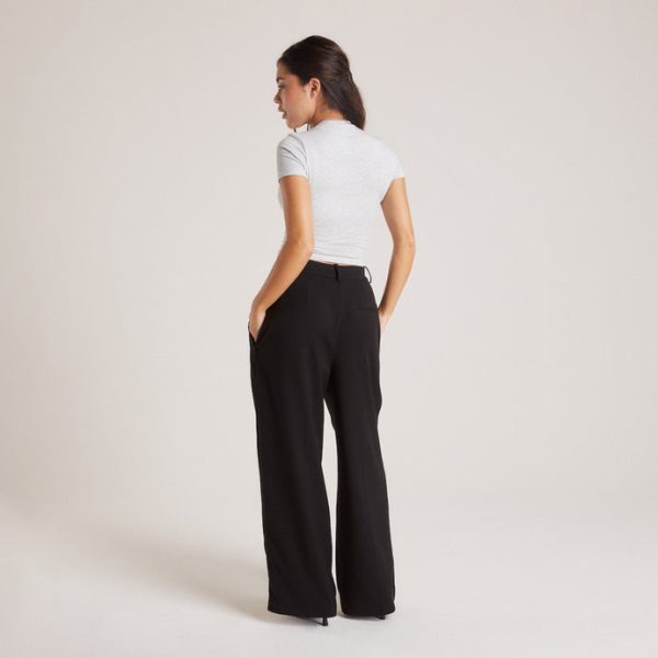4.BlackTrousers-Imaani_690x-2 4.BlackTrousers-Imaani_690x-2