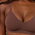 4.EverydayFlexBra-Cocoa-Amina_7bd11230-dcd0-4127-99d3-a9bc831b6f12_690x-2