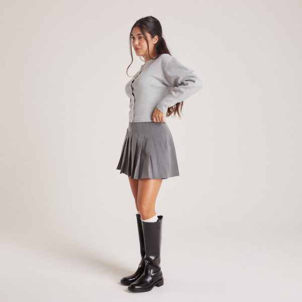 4.GreyPleatedSkirt-Imanni_690x 4.GreyPleatedSkirt-Imanni_690x