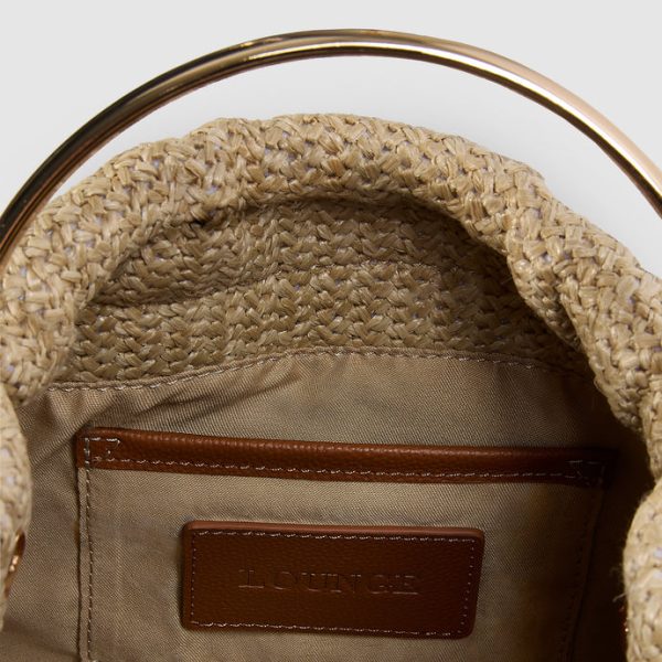 4.RaffiaBlytheBucketBag_35d84df4-3927-45cf-a02f-792231dffb04_690x-3 4.RaffiaBlytheBucketBag_35d84df4-3927-45cf-a02f-792231dffb04_690x-3