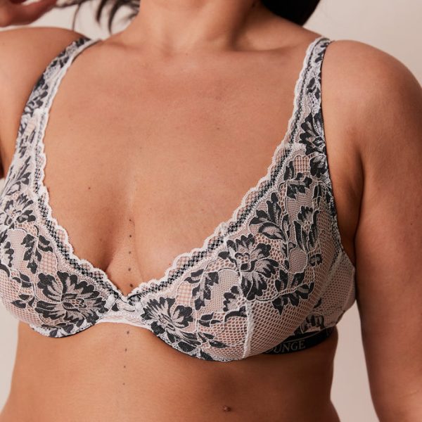 4BlackLuxeBalconyBraandThong-Latecia_690x-2 4BlackLuxeBalconyBraandThong-Latecia_690x-2