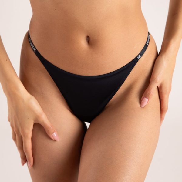 4BlackStraplessThong-Leidy_690x-1 4BlackStraplessThong-Leidy_690x-1