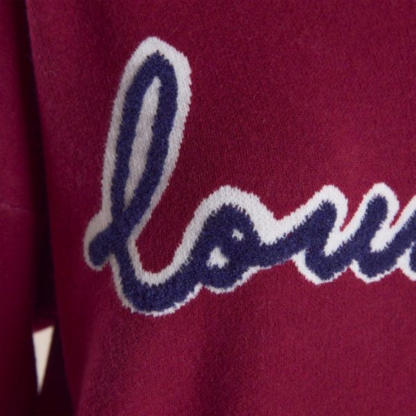 4BurgundyKnittedLogoCrewNeckJumper_8439e3f3-30d2-4eb4-b3d3-31702007b474_690x-2 4BurgundyKnittedLogoCrewNeckJumper_8439e3f3-30d2-4eb4-b3d3-31702007b474_690x-2