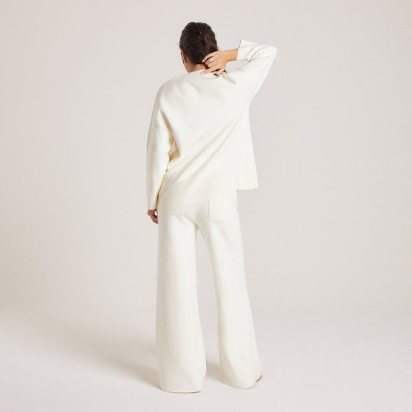 5.CreamJoggers-Imaani_690x-2 5.CreamJoggers-Imaani_690x-2