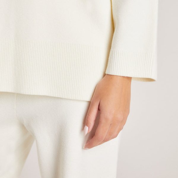 5.CreamJumper-Imaani_b6b4a32a-2b3f-4592-b9f0-2d07c64a294f_690x-1 5.CreamJumper-Imaani_b6b4a32a-2b3f-4592-b9f0-2d07c64a294f_690x-1