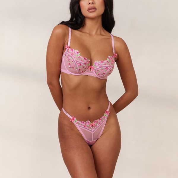 5.EdenBalconyBra_Thong-Muriel_690x-1 5.EdenBalconyBra_Thong-Muriel_690x-1