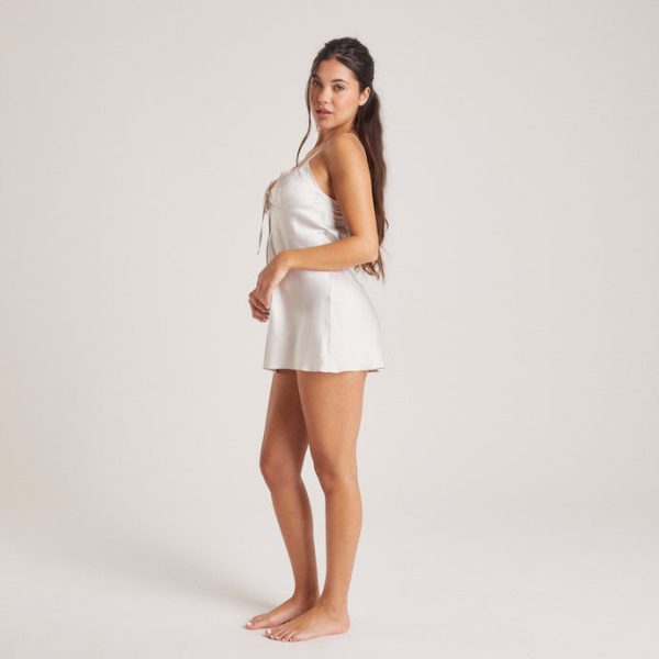 5.PearlBowSatinNightdress-Imani_690x 5.PearlBowSatinNightdress-Imani_690x